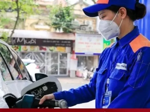 Yêu cầu đảm bảo nguồn cung xăng dầu dịp Tết Nguyên đán 2023