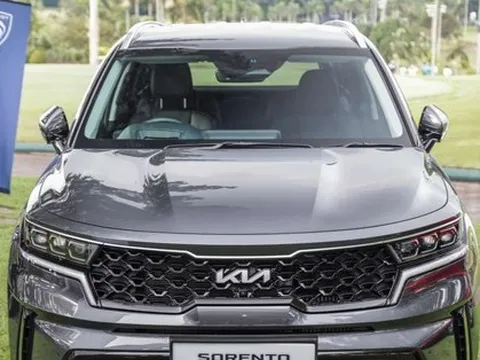 Kia Sorento 2023 xuất hiện tại thị trường Đông Nam Á