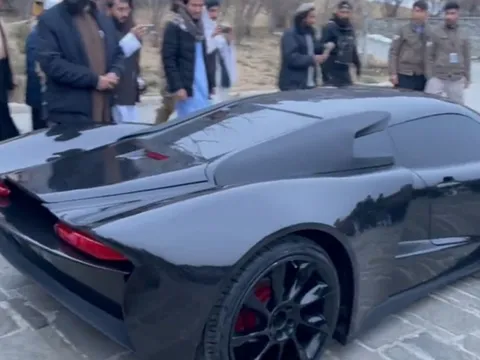 Taliban tuyên bố có ‘siêu xe’ bản địa đầu tiên