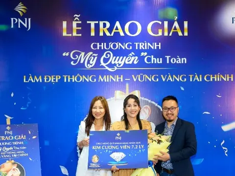 Hơn 50.000 món quà cuối năm được gửi tặng khách hàng PNJ