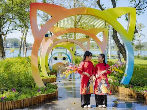 "Check in" Huế ngày 30 Tết