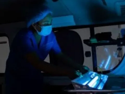 Xúc động nhật ký 115: Đón Giao thừa lặng lẽ bên người bệnh