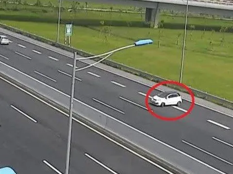 Kinh nghiệm lái xe trên cao tốc