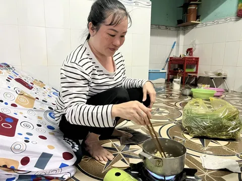 Xóm trọ ngày cận Tết