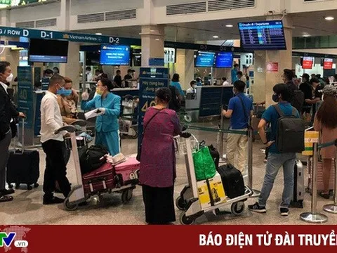 Gần 260.000 lượt khách qua các cảng hàng không mùng 1 Tết