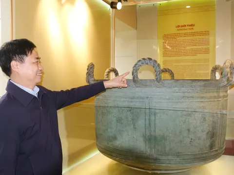 Vạc đồng Cẩm Thủy - bảo vật quốc gia 300 tuổi độc đáo ở xứ Thanh