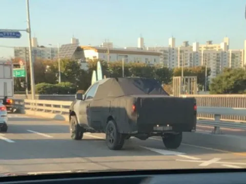 Bán tải mới của Kia lộ diện: Đầu xe long lanh như SUV, cạnh tranh Ford Ranger