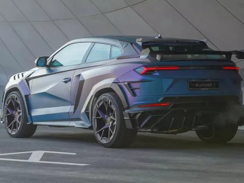 Hãng độ Mansory biến Lamborghini Urus thành xe hai cửa