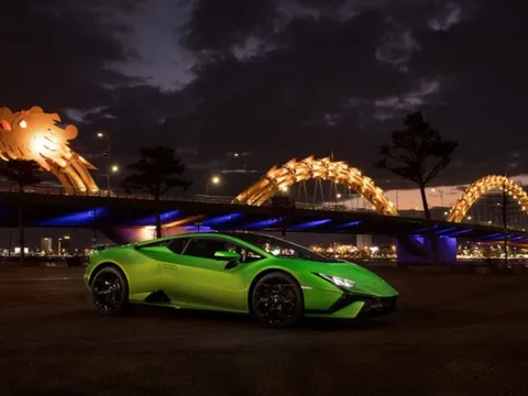 Ngắm Lamborghini Huracan Tecnica "thả dáng" tại Đà Nẵng