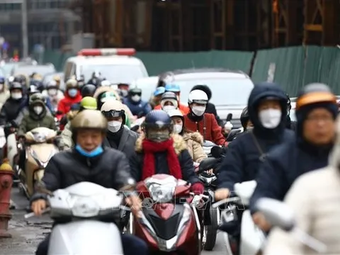 Hà Nội trở lại đông đúc sau kỳ nghỉ Tết Quý Mão