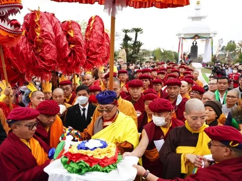 Hàng ngàn phật tử tham gia đại lễ cầu an do Đức Gyalwang Drukpa chủ trì