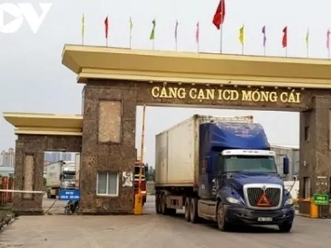 Hơn 150 xe hàng nông, hải sản được thông quan qua các cửa khẩu tại Quảng Ninh