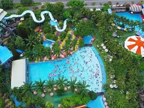 Công viên nước Đầm Sen thu về 300 triệu đồng tiền lãi mỗi ngày