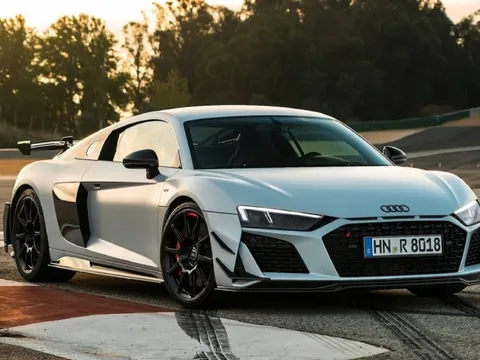 7 mẫu xe động cơ V10 tốt nhất