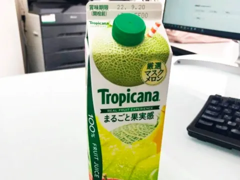 Nước trái cây Nhật có bán tại Việt Nam gây xôn xao khi bao bì ghi 100% dưa lưới nhưng thực chất chỉ có 2%