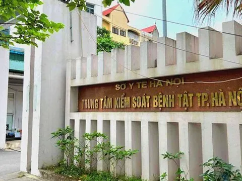 'Mánh khoé' mua bán trang thiết bị y tế ở Hà Nội