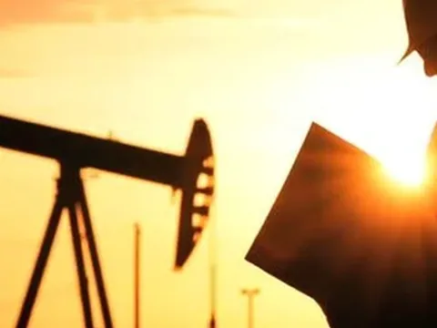 “Bàn cờ” năng lượng năm 2023 dự báo đứng trước nhiều ngã rẽ