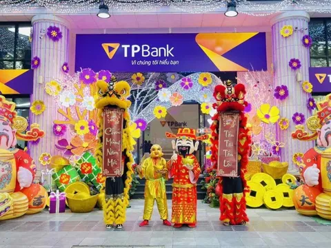 "Trốn" xếp hàng ngày Thần Tài khi mua vàng tại TPBank