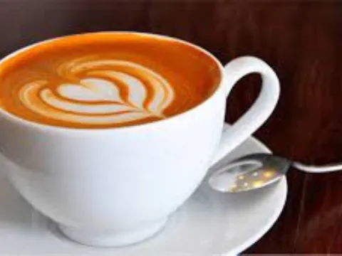 Lợi ích bất ngờ của việc uống cà phê với sữa