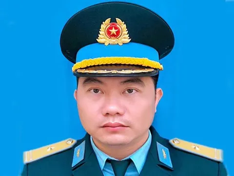 Quyền Chủ tịch nước truy tặng Huân chương Bảo vệ Tổ quốc cho phi công Trần Ngọc Duy