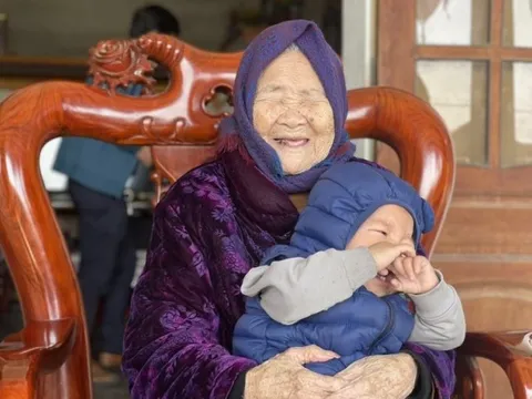 Hé lộ bí quyết sống thọ của cụ bà 110 tuổi có 70 chắt ở xứ Nghệ