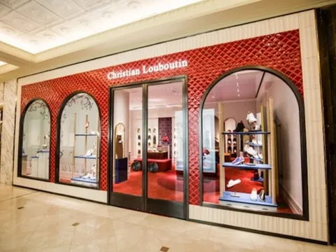 Thêm một “gà đẻ trứng vàng” của ông Johnathan Hạnh Nguyễn báo lãi khủng