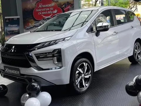 Mitsubishi chạy đua ưu đãi: Tặng tiền, phụ kiện và cả quà cho khách mua xe sau Tết