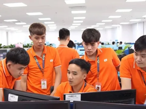 Công ty nhà người ta: FPT Telecom hỗ trợ nhân viên vay mua nhà - tậu xe với lãi suất chỉ từ 4%, chưa bằng 1/2 vay lãi ngân hàng