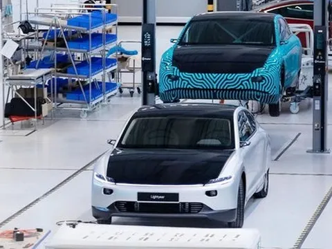 Một công ty bất ngờ đệ đơn phá sản dù tháng 12/2022 vừa tuyên bố làm xe điện chạy bằng năng lượng mặt trời 7 tháng không cần sạc