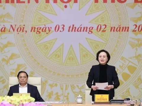 Bộ trưởng Nội vụ: Đã tuyển dụng gần 19.000 công chức, hơn 125.000 viên chức