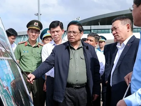 Thủ tướng khảo sát một số dự án hạ tầng, công nghiệp lớn và mô hình nhà thu nhập thấp tại Bình Định