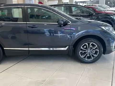 Giá bán ôtô giảm mạnh sau Tết