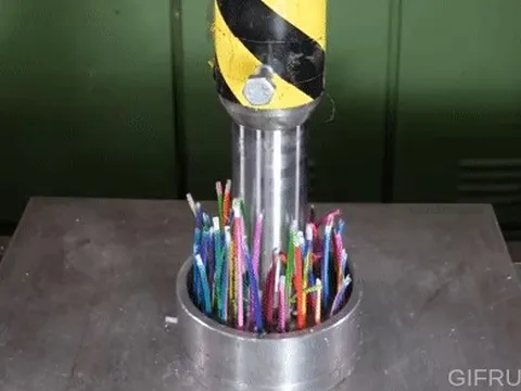 Kiếm 15 tỷ/năm nhờ nghiền nát mọi thứ trên đời: Không chỉ cho vui, đây là 'ngành công nghiệp' trị giá 165 triệu USD