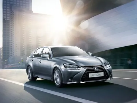 Triệu hồi sedan hạng sang Lexus tại Việt Nam
