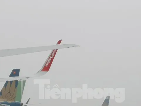 Thời tiết xấu, mù mịt, mưa phùn có ảnh hưởng đến hoạt động của sân bay Nội Bài?