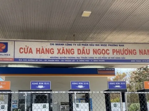 Đề xuất cho doanh nghiệp tự quyết giá bán xăng dầu