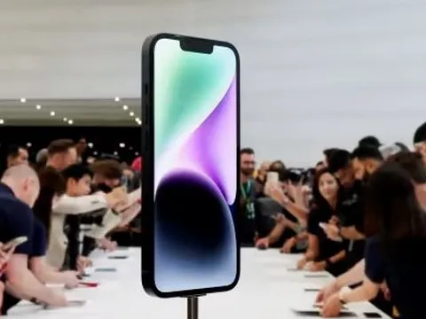 Không riêng Việt Nam, iPhone 14 cũng được giảm giá mạnh tại quốc gia 'hàng xóm' này - Người dùng được hời gần 3 triệu đồng khi mua máy mới