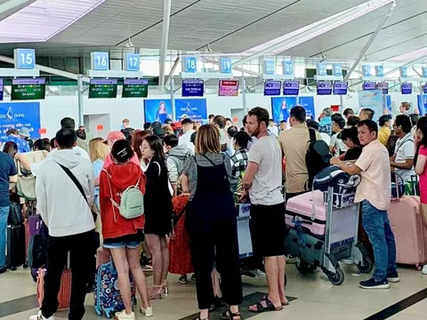 Xử nghiêm đại lý bán vé máy bay vượt giá trần