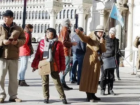 Không chỉ Việt Nam, Nhật Bản cũng nằm ngoài danh sách Trung Quốc mở tour du lịch