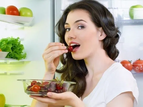 Đang buồn chán ăn ngay 5 thực phẩm này, tâm trạng cải thiện vui vẻ hơn