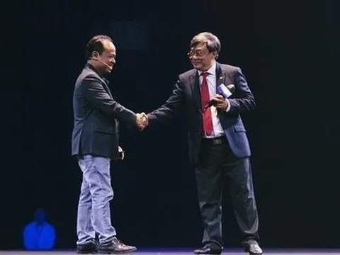 Giữa lúc AI gây sốt toàn cầu, tỷ phú Nguyễn Đăng Quang sắp rót 105 triệu USD vào công ty trí tuệ nhân tạo Singapore, tham vọng phát triển Retail AI, Consumer AI