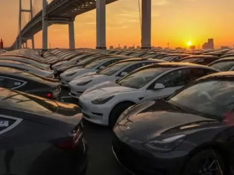 Mải mê đấu với Tesla trong cuộc đua giảm giá xe điện, đối thủ của Elon Musk đang phớt lờ những mối nguy cực kỳ nghiêm trọng