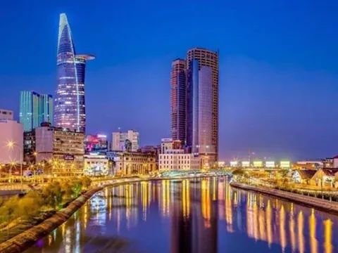 Tạo 'cú hích' hình thành trung tâm tài chính quốc tế