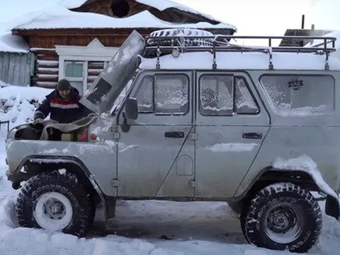 Nỗi khổ của chủ xe ở nơi lạnh nhất thế giới: Để động cơ chạy liên tục 7 tháng, tháo ắc-quy cho xe ngủ đông