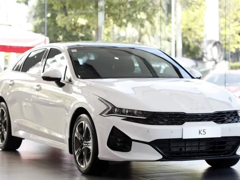 Bảng giá xe KIA tháng 2: KIA K5 được ưu đãi tới 50 triệu đồng