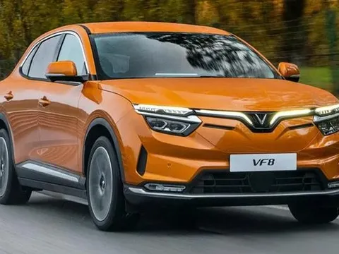 VinFast bàn giao 358 ô tô điện VF 8 và VF e34 trong tháng 1/2023