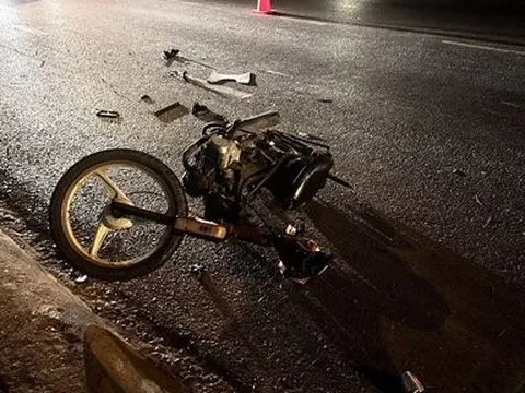 Bình Thuận: Hai xe máy văng xa sau va chạm, một người tử vong