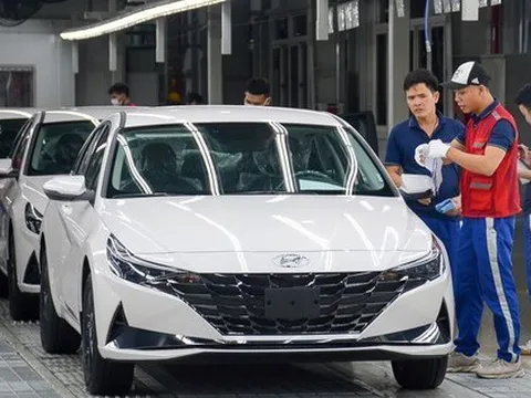 Thị trường ô tô Việt dự báo gặp khó năm 2023