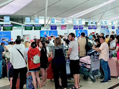 Dấu hiệu hồi phục du lịch từ lượng khách quốc tế qua hàng không tăng mạnh