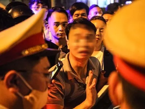 Không chịu thổi nồng độ cồn, tài xế bị phạt 35 triệu đồng, giam bằng 23 tháng